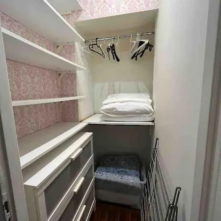 Bel Tres Bien Place