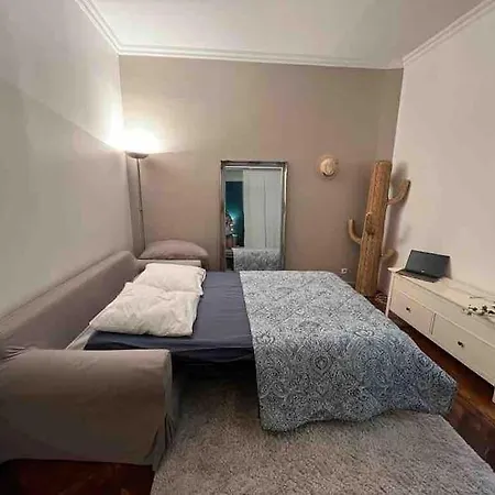 Bel Tres Bien Place Apartment Paris