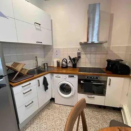 Bel Tres Bien Place Apartment *